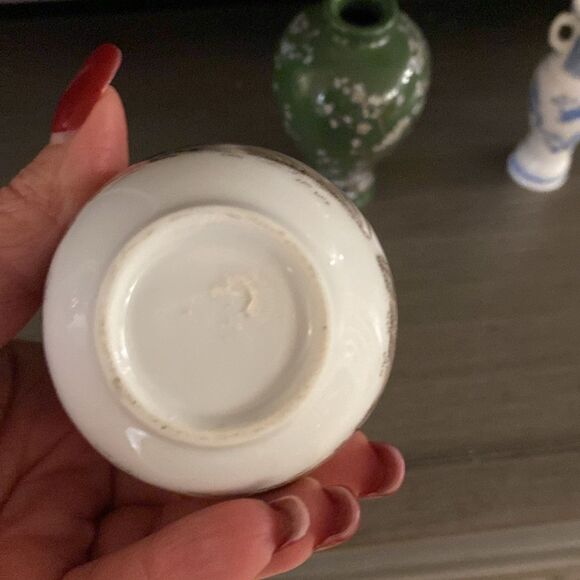 Green Floral Miniature Vase ( set of 3) - Picture 7 of 8